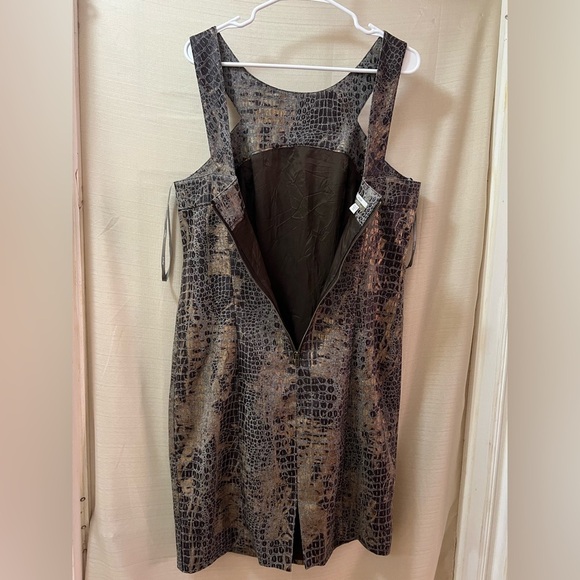 Elegant Brown Scale Patterned Women's Dress Zip Up Back, Metallic Size 16 - Picture 9 of 9